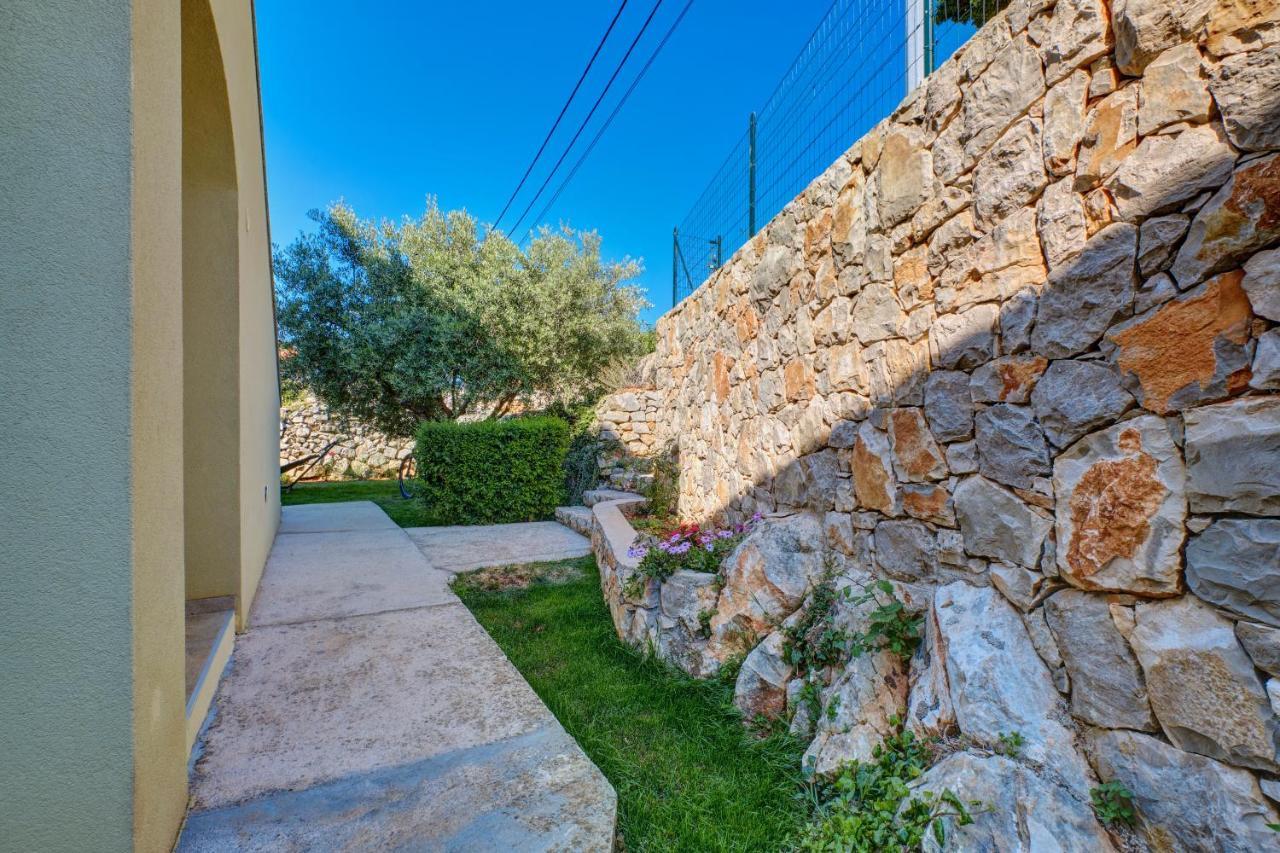 Sven Διαμέρισμα Veli Lošinj Εξωτερικό φωτογραφία